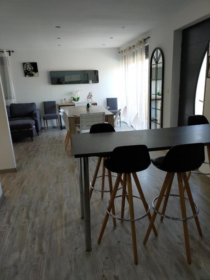 Logement Atypique آرْلْ المظهر الخارجي الصورة
