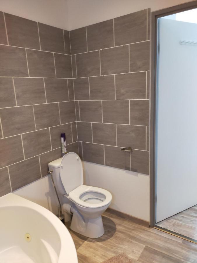Logement Atypique آرْلْ المظهر الخارجي الصورة