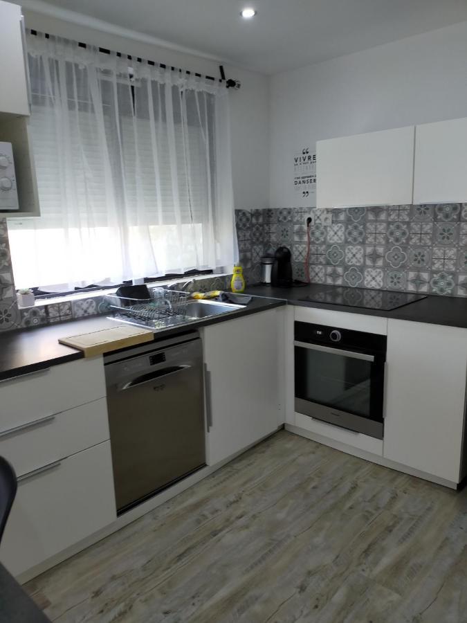 Logement Atypique آرْلْ المظهر الخارجي الصورة