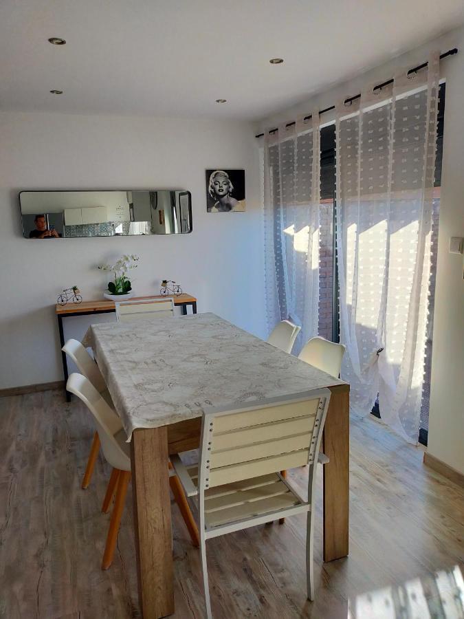 Logement Atypique آرْلْ المظهر الخارجي الصورة